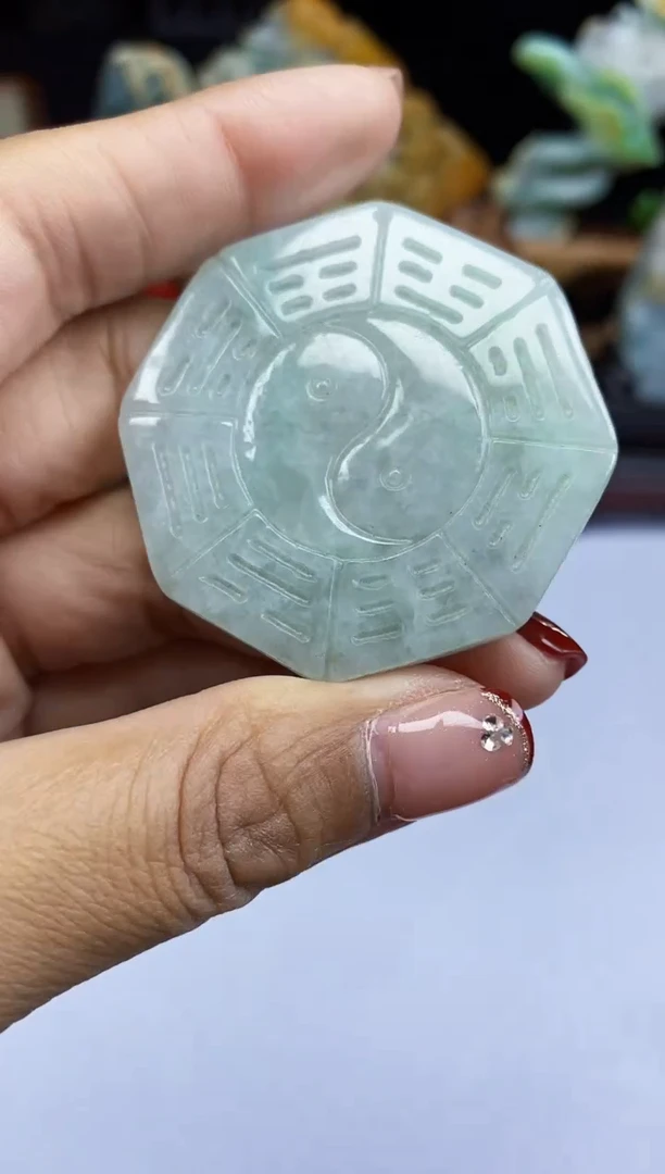 【闪购商品】翡翠颈饰未镶嵌翡翠A货