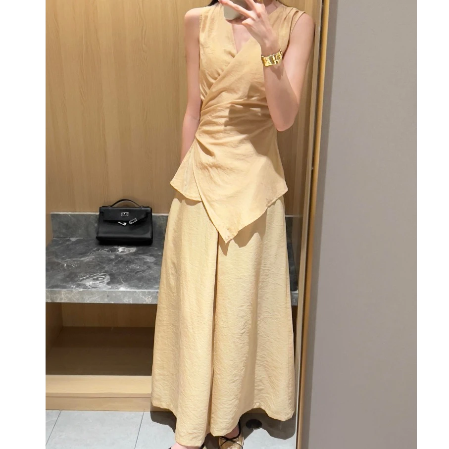 2025新款夏季气质高级感漂亮绝美时尚小香风卡其色背心阔腿裤套装