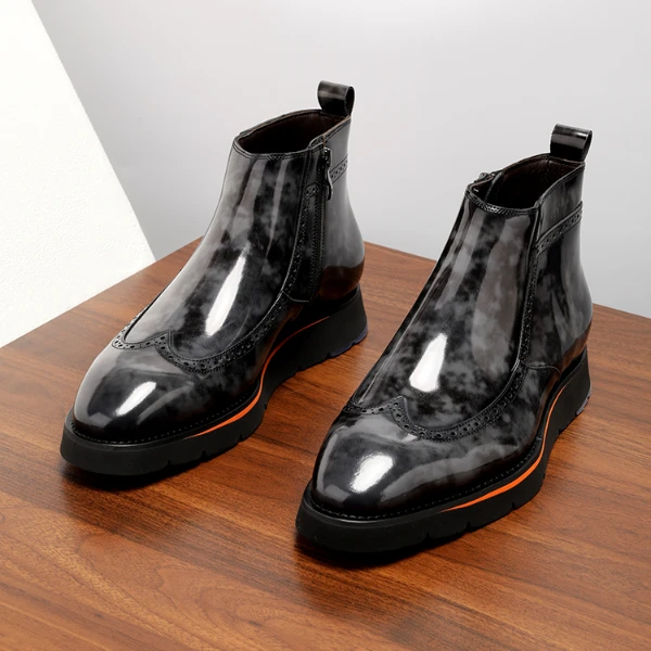 2026新款高级亮面马丁靴男款真皮布洛克短靴侧拉链雕花平底男靴子