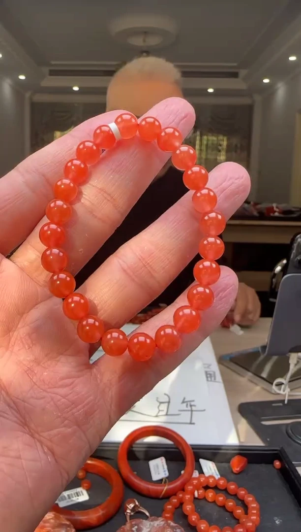 【闪购商品】南红玛瑙7mm保山手串圆珠未镶嵌多样性发一件