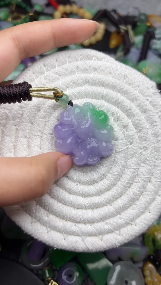 颈饰未镶嵌翡翠缅甸翡翠吊坠