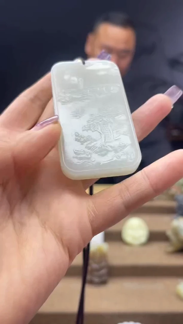 颈饰未镶嵌和田玉1