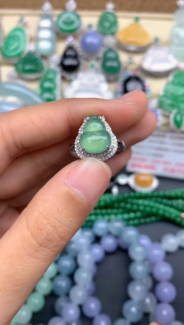 【闪购商品】翡翠戒指18K金镶嵌307-中国好珍宝