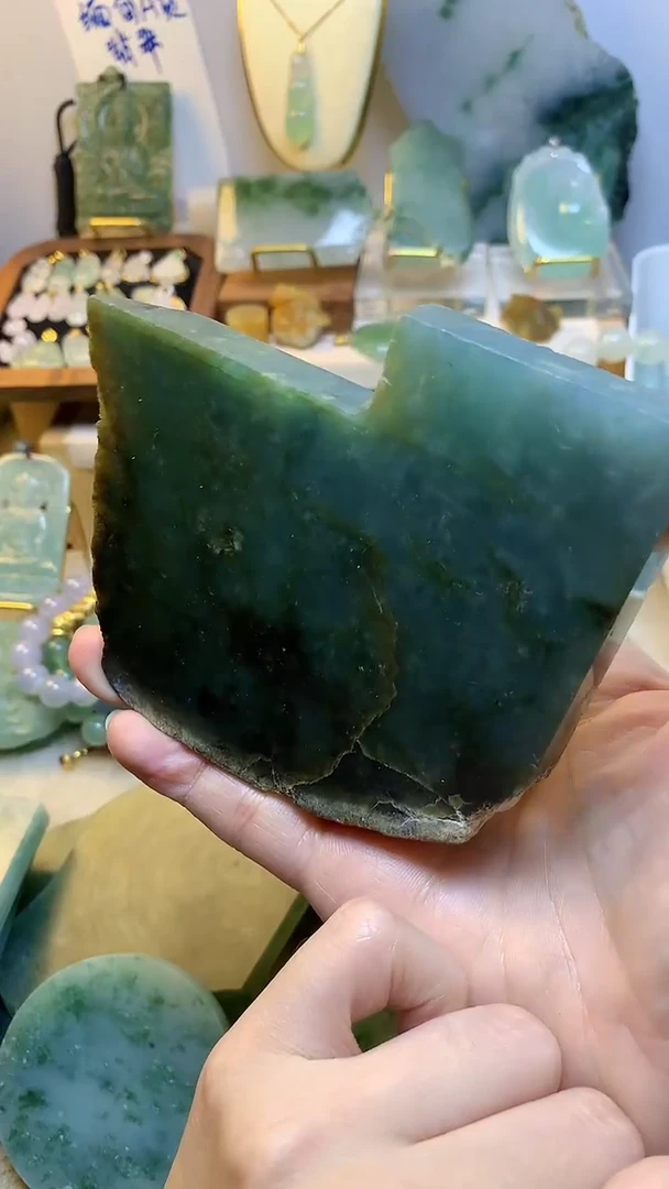 未镶嵌挂件翡翠缅甸A货翡翠,没有运费险,有纹有裂