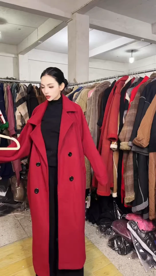 685闪购外套外披马甲打底裤子