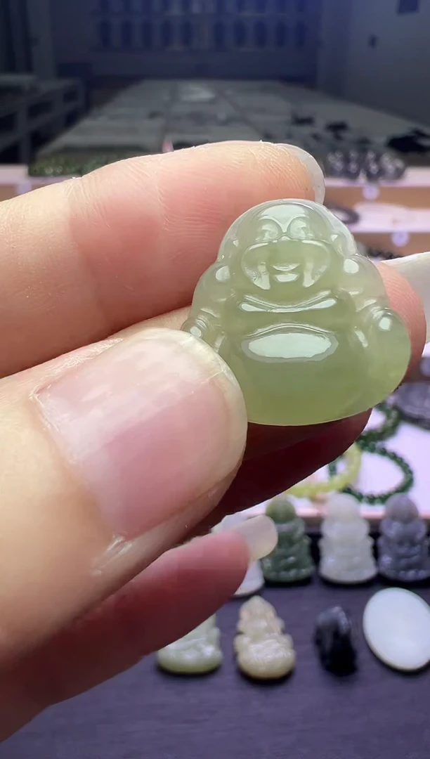 颈饰未镶嵌和田玉37号链接有包容卡20*20*5mm