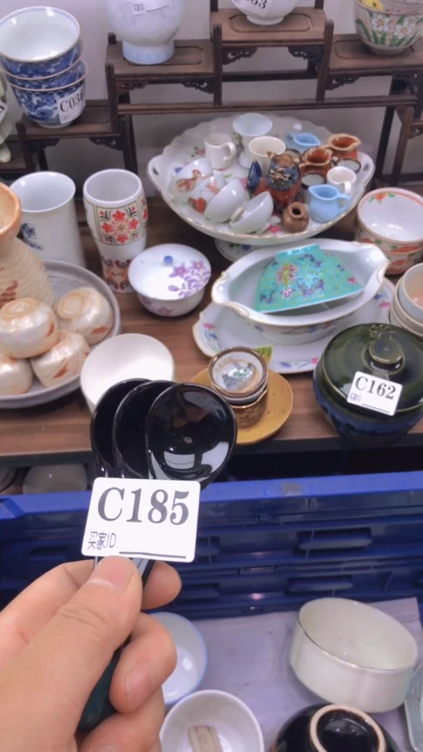 瓷片S****e华精品陶瓷店