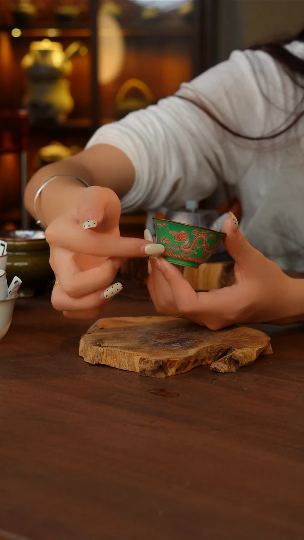 包铜绿龙小杯...