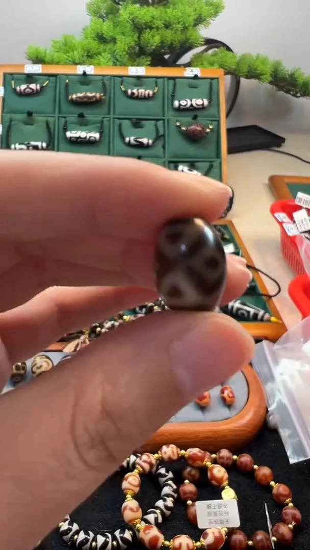 玛瑙/玉髓（覆膜）颈饰未镶嵌78（微瑕随机发货）