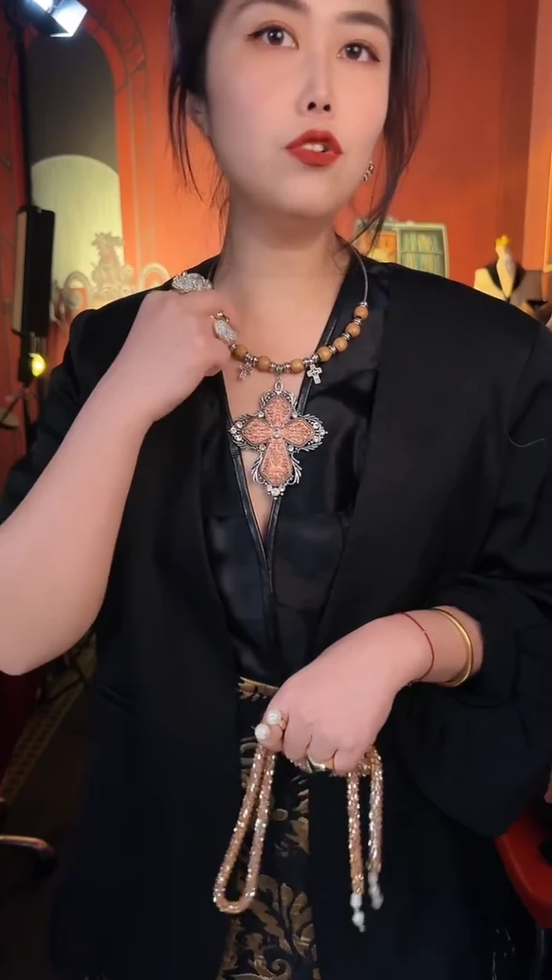 合金无合金无孤品不折腾系列粉色十字颈链不退