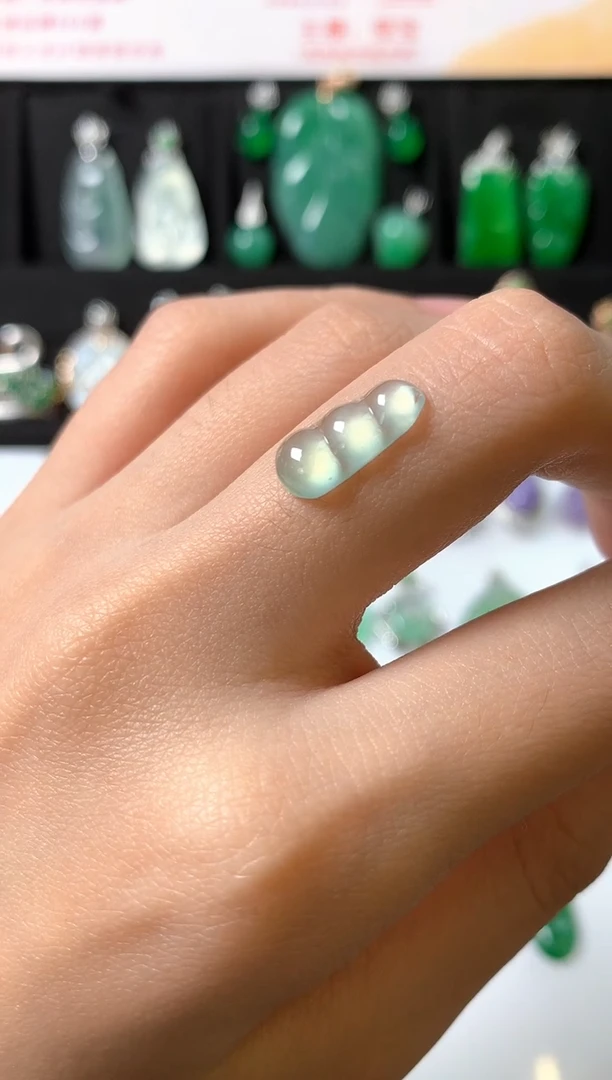 未镶嵌定制翡翠裸石（镶嵌定制）