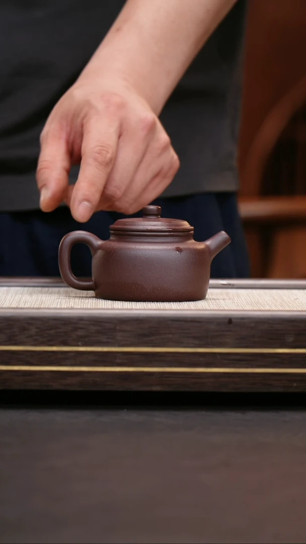 茶壶紫砂深井紫泥  小德钟