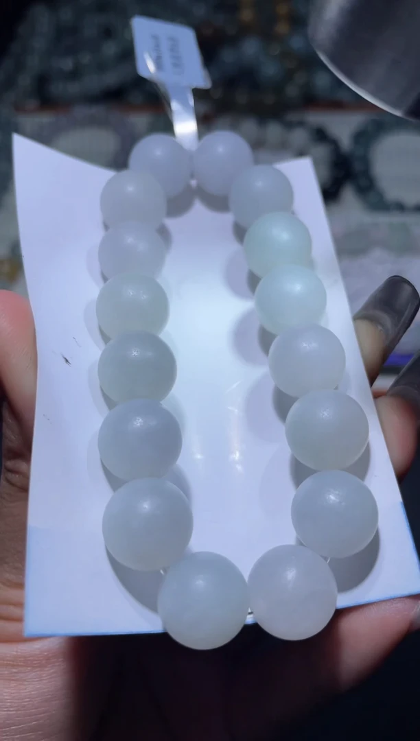 定制翡翠未镶嵌天然缅甸A货翡翠手串1