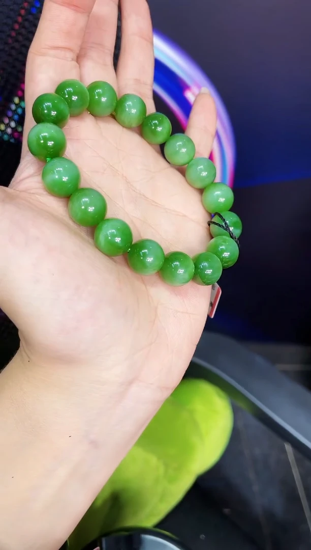 手串未镶嵌和田玉12MM多样性发一Z