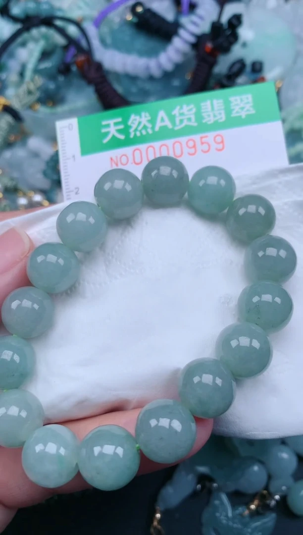 翡翠未镶嵌颈饰.0000959