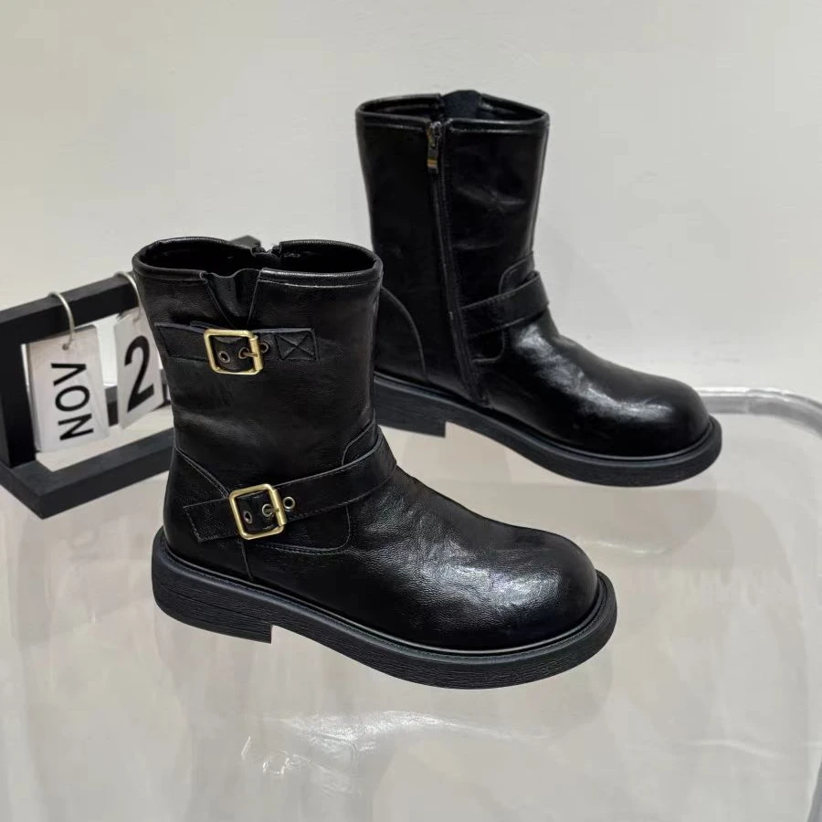 150-01  新款时尚秋冬圆头平底女短靴四季款