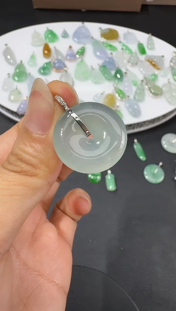 翡翠18K金镶嵌颈饰H0605-S1501-224/18k