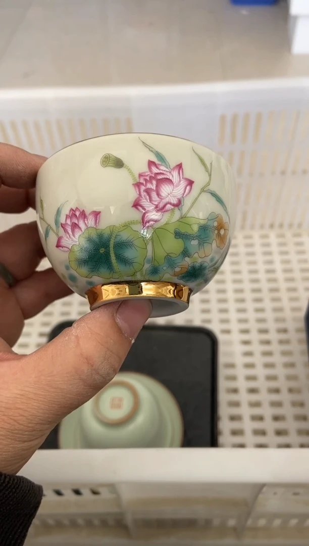 杯无运费险有瑕疵的摄影的产品有使用过的痕迹有点脏介意勿拍