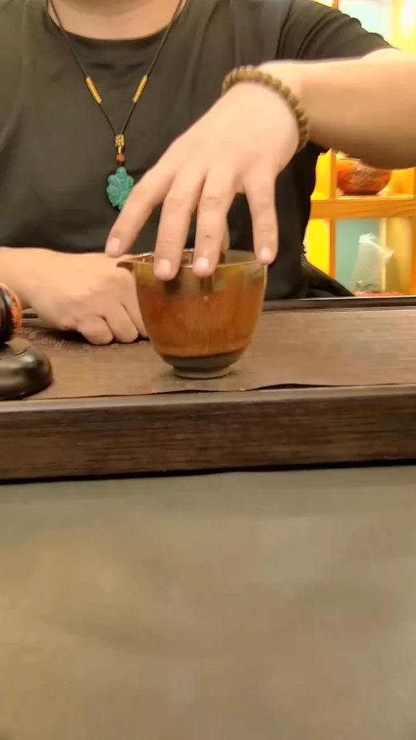 茶盏373.。。。。。。。。