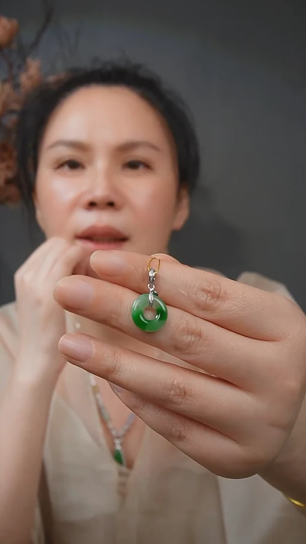 吊坠(不含链)18K金镶嵌翡翠天然缅甸翡翠吊坠
