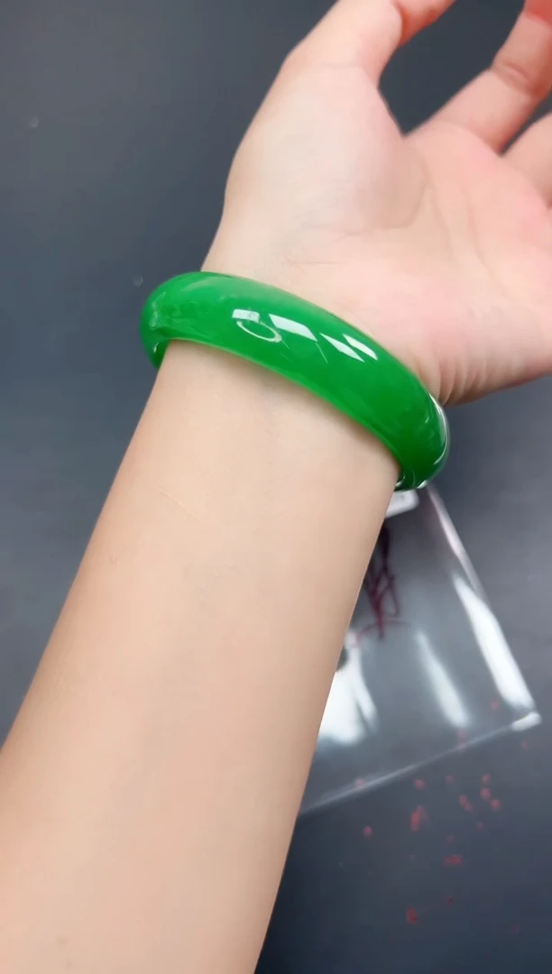 精品手镯，一物一拍T-070