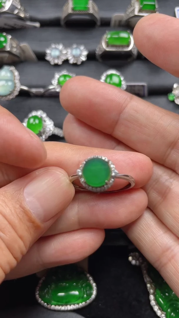 【闪购商品】翡翠戒指银S925镶嵌翡翠