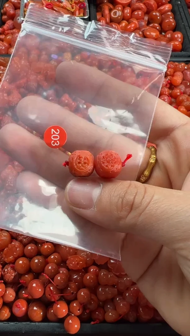 【闪购商品】南红玛瑙颈饰未镶嵌1