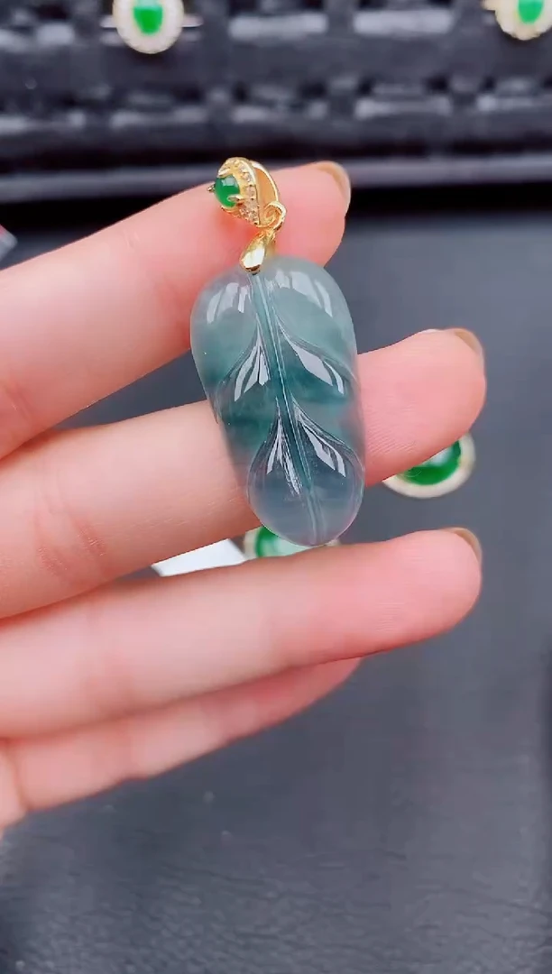 【闪购商品】翡翠颈饰银S925镶嵌天然a货翡翠317