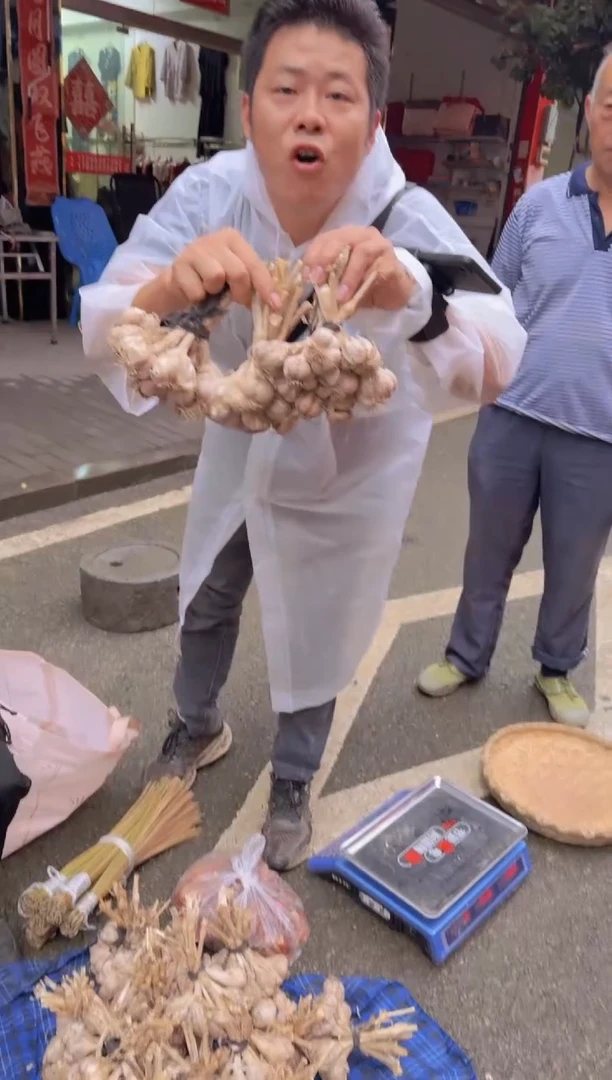 中国大陆大蒜3坨