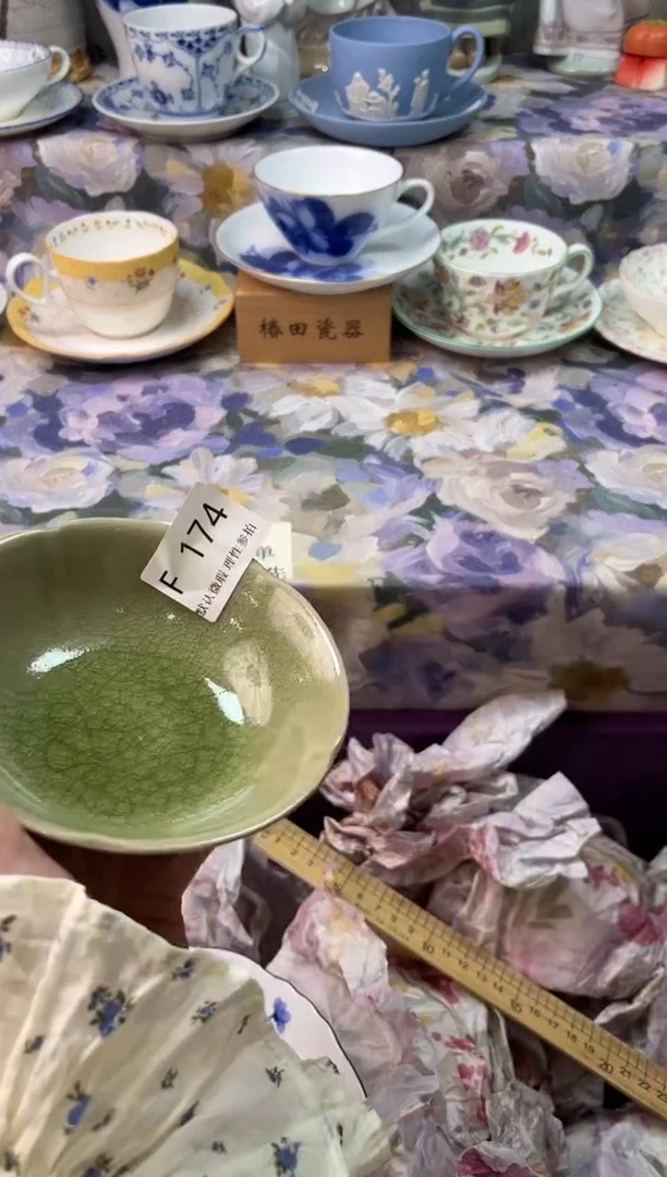 瓷片晟****家瓷片瓷片      F  174