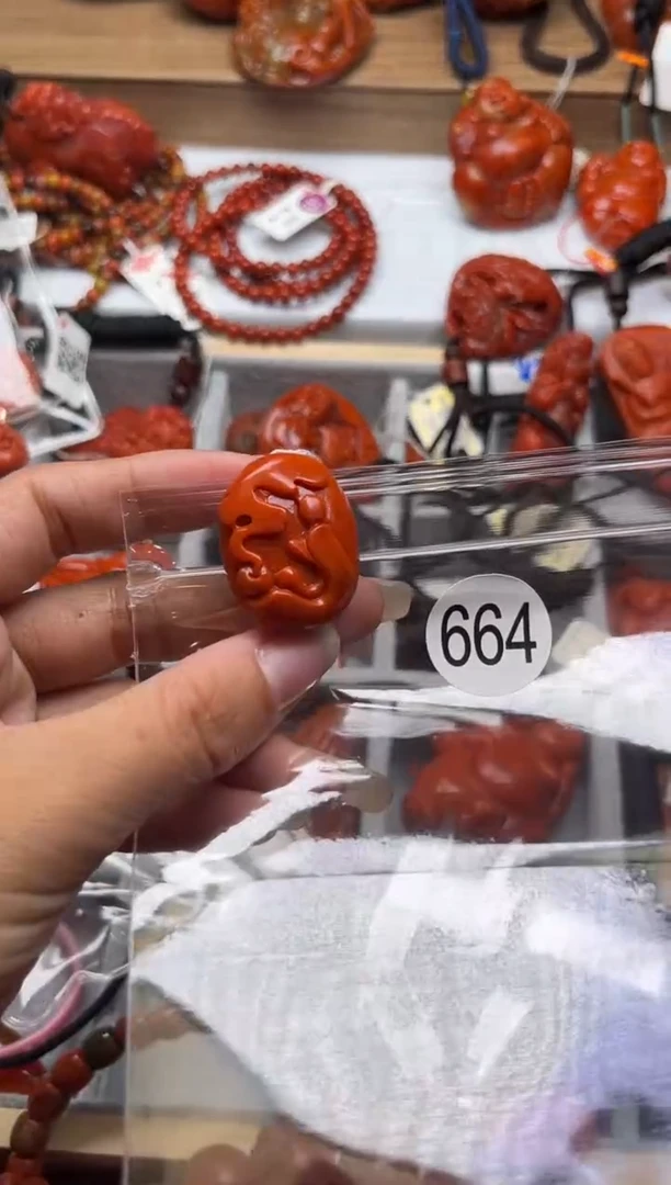 【闪购商品】南红玛瑙珠宝奇石未镶嵌664