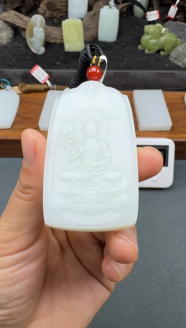 颈饰未镶嵌和田玉2