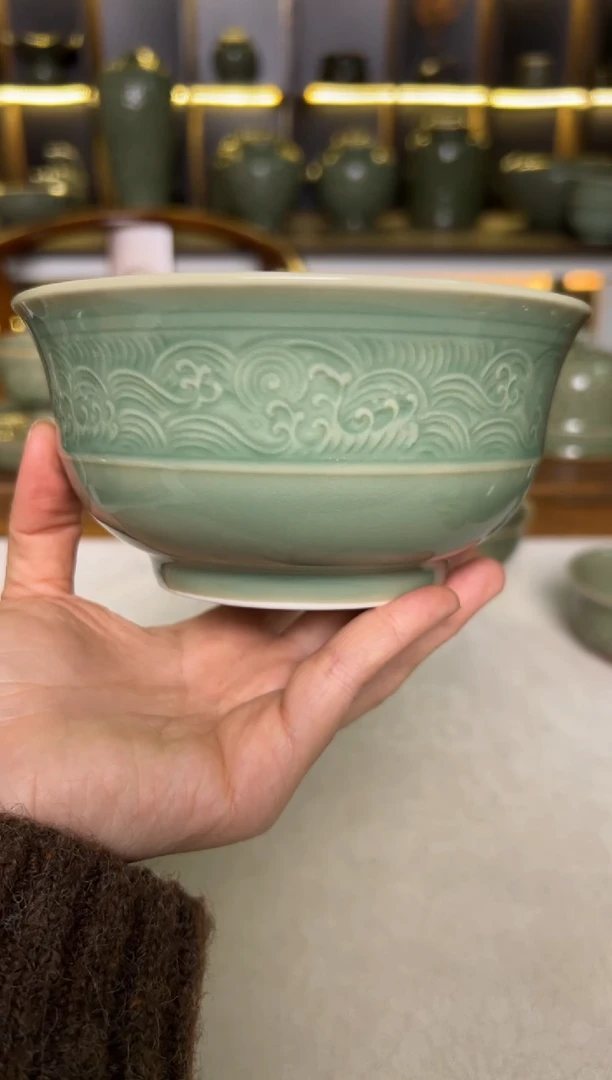 陶瓷耀州窑青釉5.5寸海浪碗一只