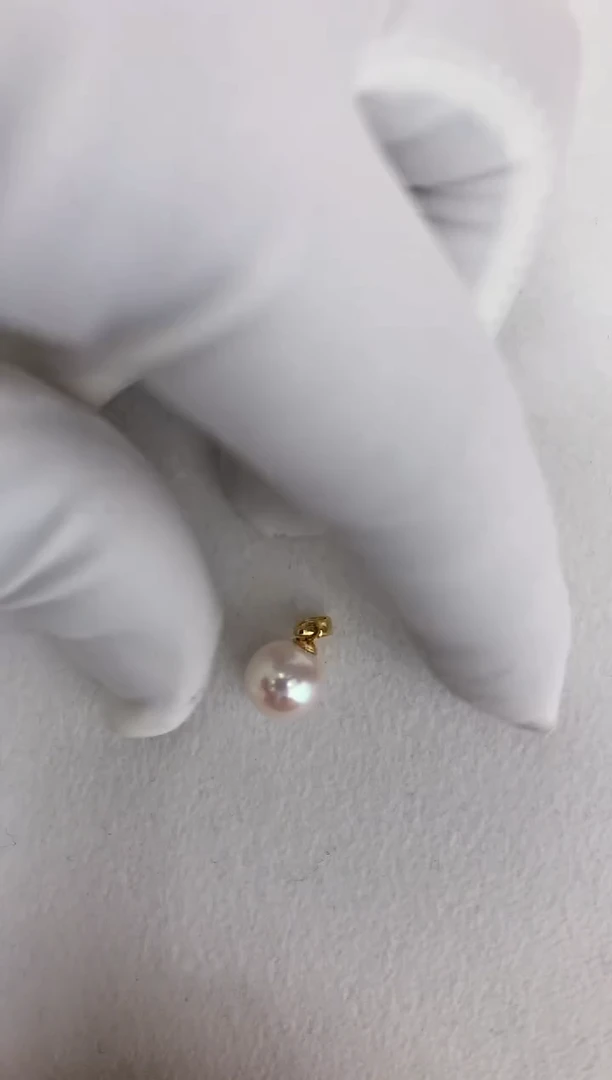 【闪购商品】海水珍珠颈饰18K金镶嵌瓜子扣8-8.5（不含链