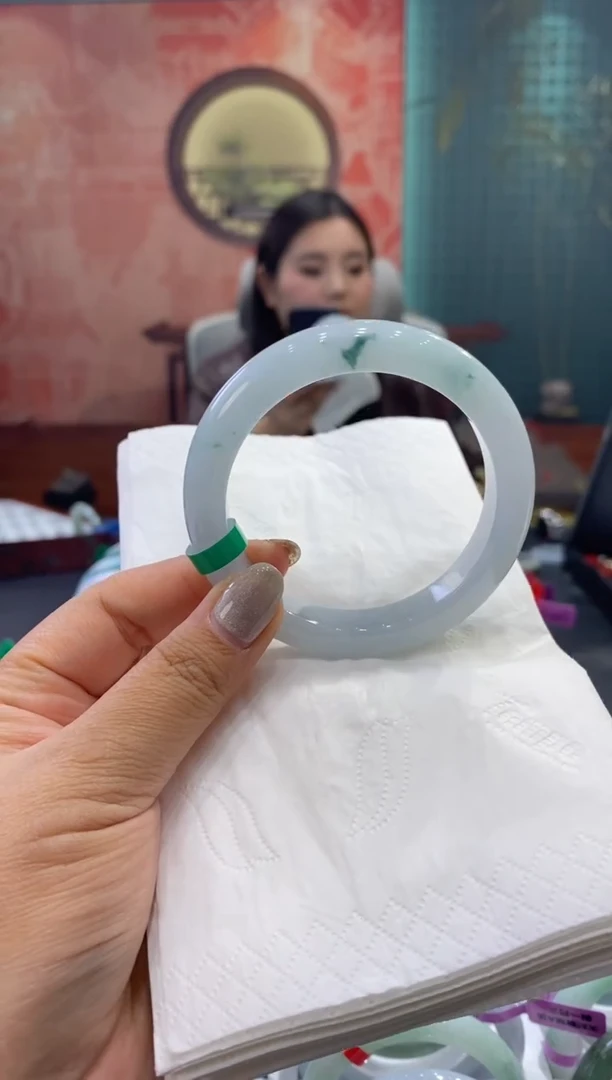 未镶嵌手镯翡翠多人00012963