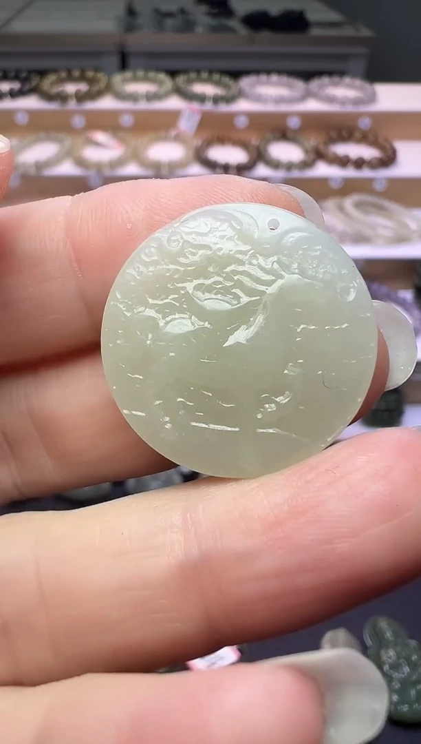 颈饰未镶嵌和田玉141号链接有包容