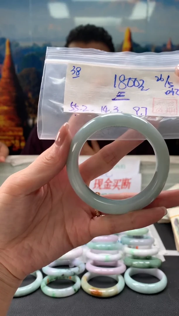 翡翠手镯未镶嵌翡翠手镯 下单联系小耳机#38