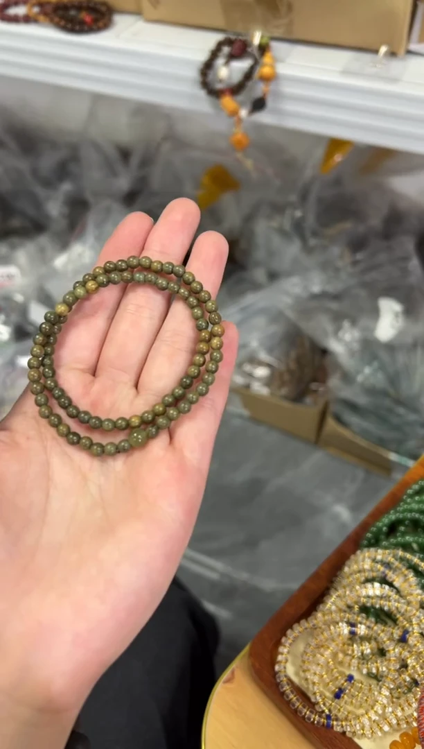 【闪购商品】维腊木（绿檀）手串未镶嵌和田玉绿檀木款双圈手链[0526]
