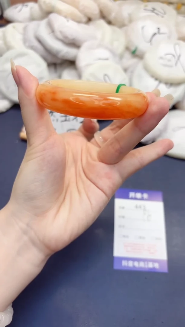 石英质玉手镯未镶嵌443-财气镯-圈口58