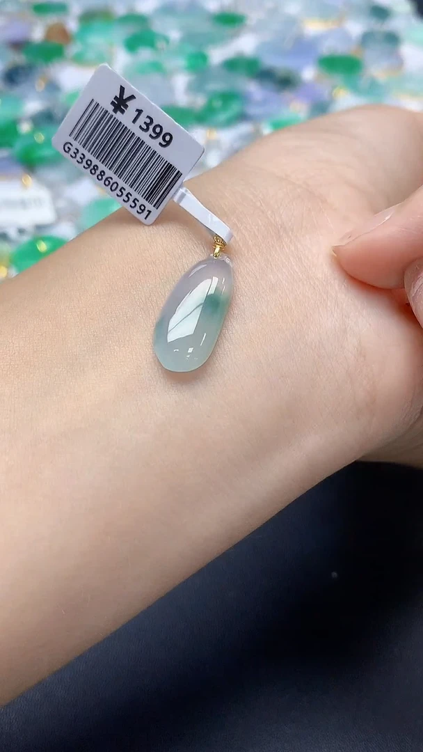 翡翠未镶嵌颈饰天然缅甸a货翡翠