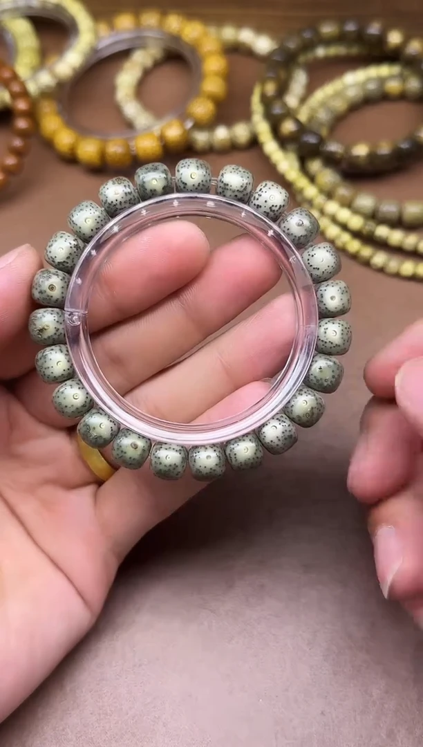 手串星月菩提044    绿冰