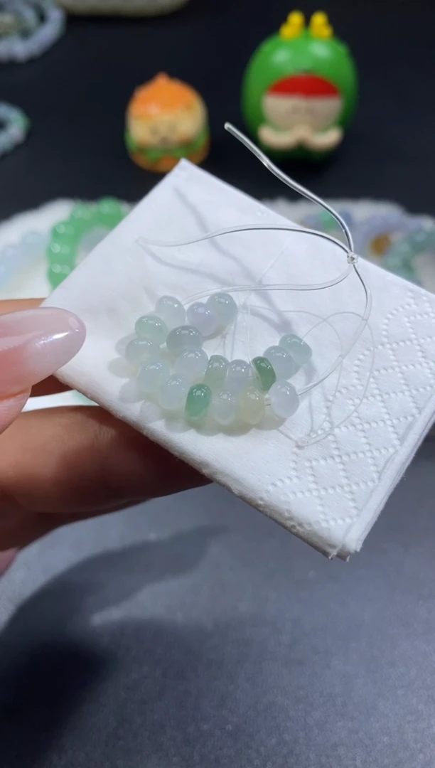 翡翠未镶嵌颈饰金****姐翡翠净货-2076