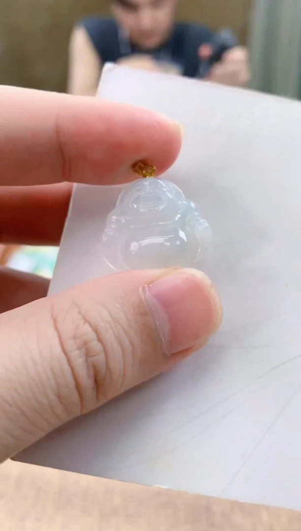 颈饰18K金镶嵌翡翠天然A货翡翠挂件