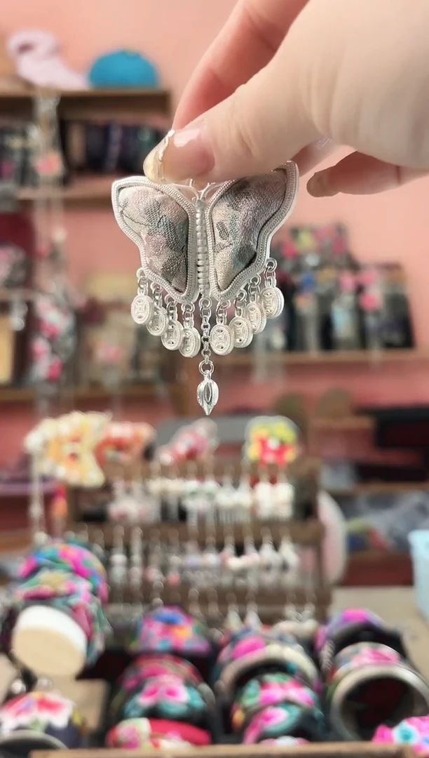 织绣艺枝独绣手工饰品71