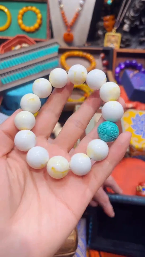 【闪购商品】蜜蜡裸石未镶嵌欣妹专属精选链接a34737