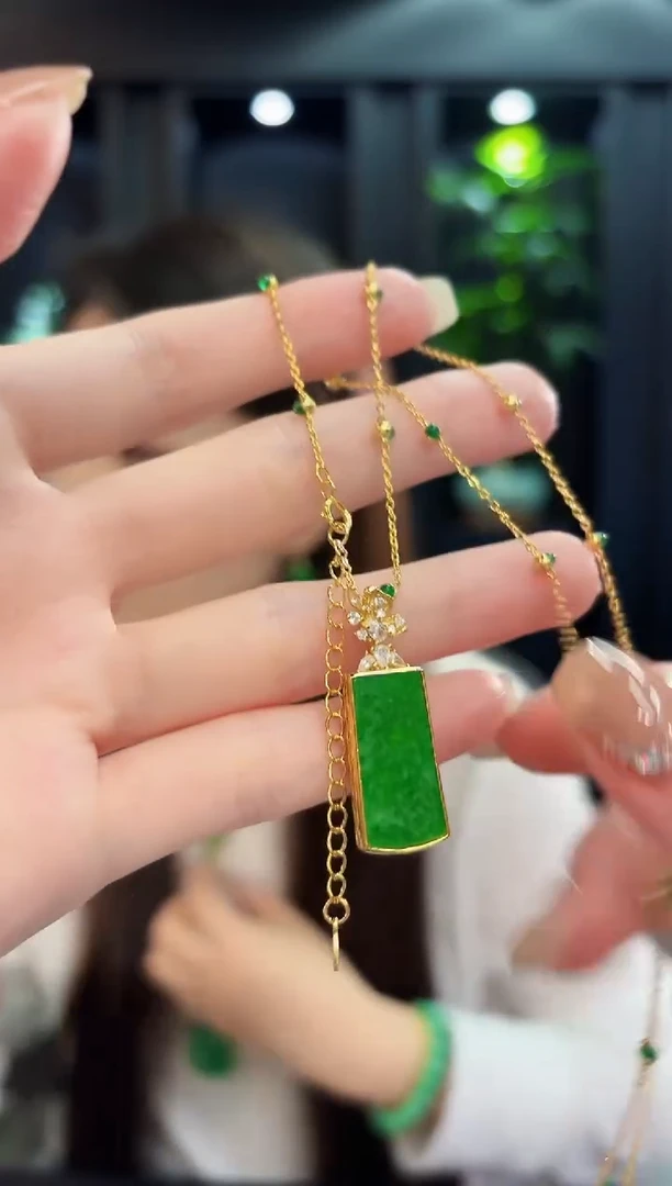 吊坠(不含链)未镶嵌翡翠新 缅料A货/多样性发货/一件