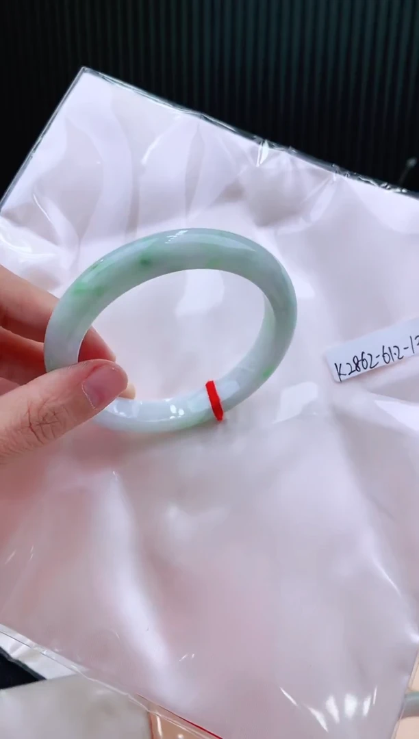 未镶嵌手镯翡翠60