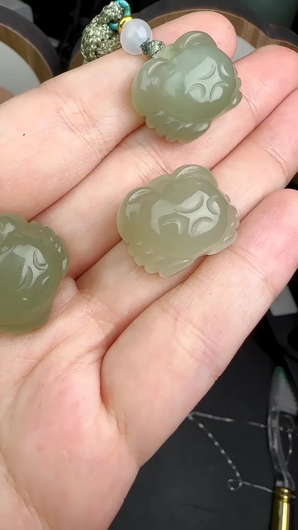 吊坠(不含链)未镶嵌和田玉JJD1211030多样性发一