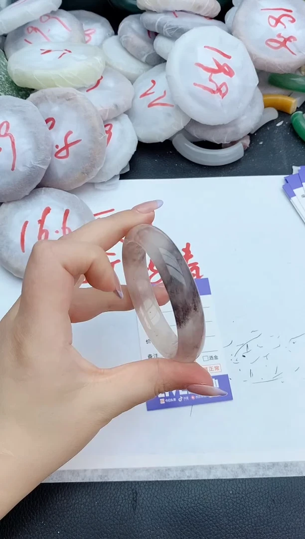 石英质玉手镯未镶嵌189+56/57