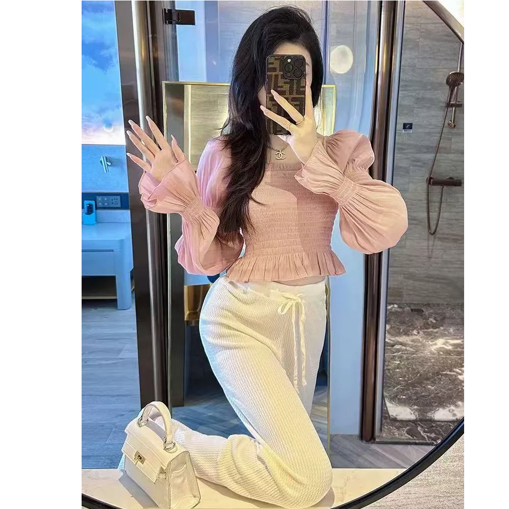 8885春季新款韩版薄款修身一字肩荷叶边拼接设计短款衬衫女长约44